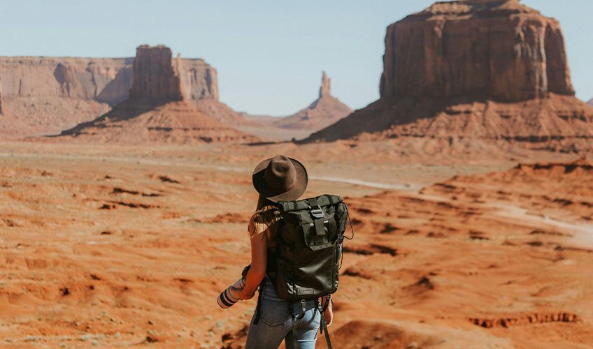 randonneuse  Monument Valley aux Etats-Unis