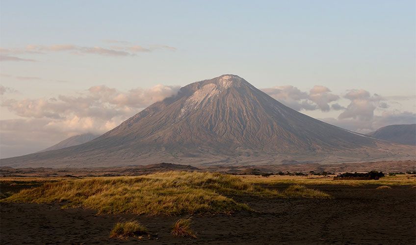vue sur le volcan Ol Doinyo Lengai en Tanzanie