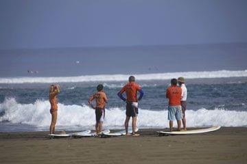 La pratique du surf à la réunion